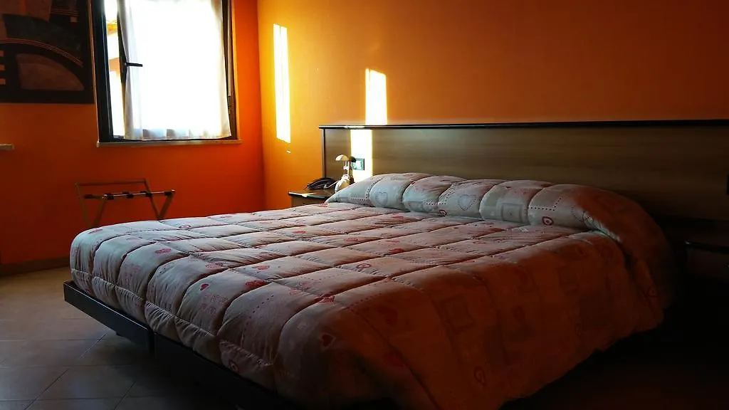 Hotel Tolin Ronco allʼAdige